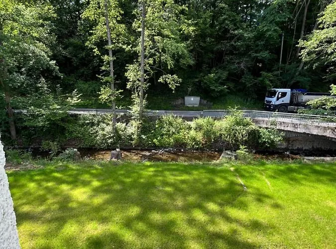 アパート Zeitraum1 *